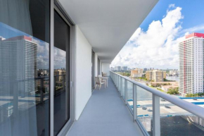 Luxury Family Rental three bedroom Hyde Beach House Resort Miami 22th floor